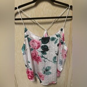 Victoria’s Secret‎ Floral Camisole Tank Top Size Large